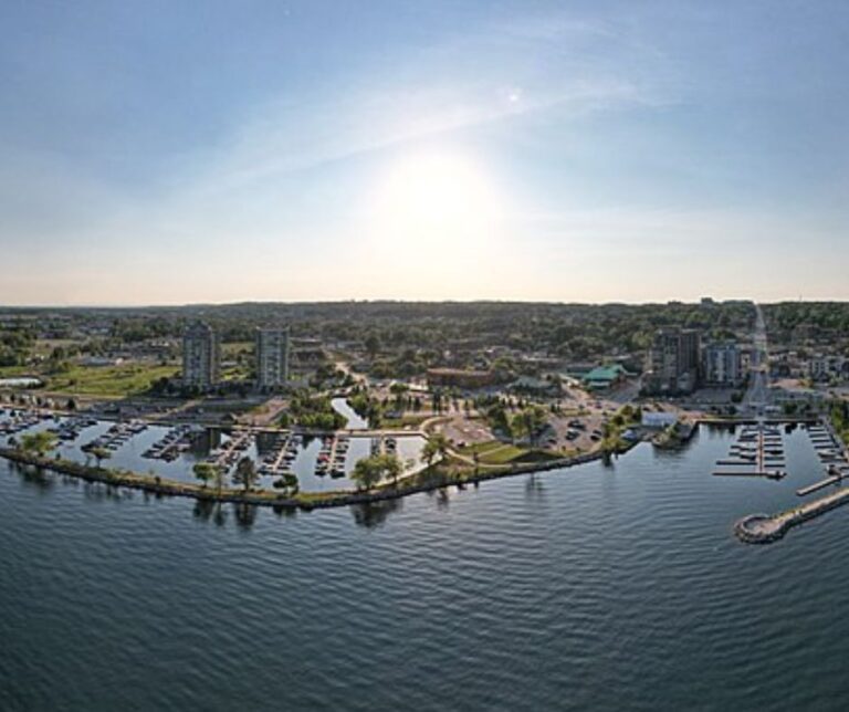 Help Your Community With Electronic Recycling in Barrie ON