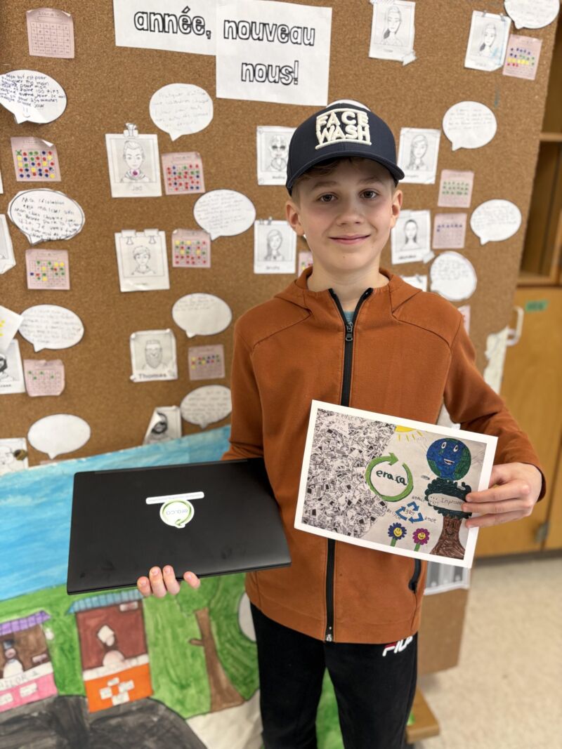 Image for the Tweet beginning: Congratulations to the talented student